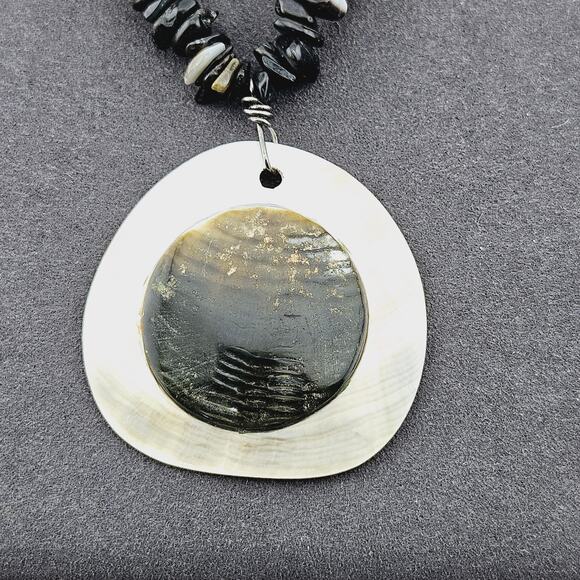 Shell Chip Beaded Necklace Large Shell Pendant Black Beige Cream Beach Boho Tiki - Picture 2 of 6